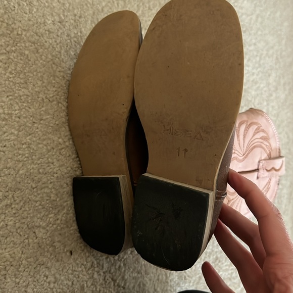 Little Girls cowboy boots size 11 - fair condition - Picture 3 of 4